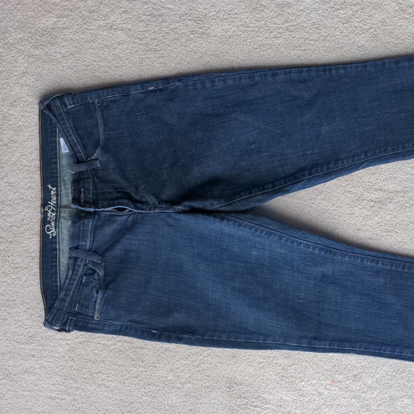 Old Navy Women's Jeans - Picture 2 of 4